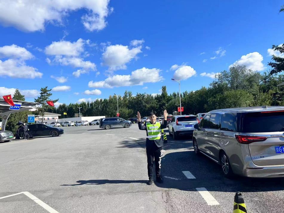 以优质服务助力高速公路货车“平安守望”